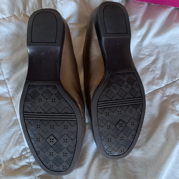 Naturalizer shoe women flats gold bronze size 8 W LAST CHANCE - Picture 3 of 9